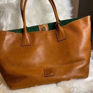 Dooney & Bourke Russell